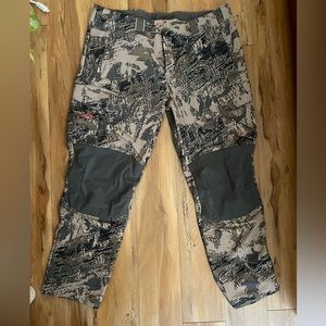 Sitka men’s Timberline pants size 42